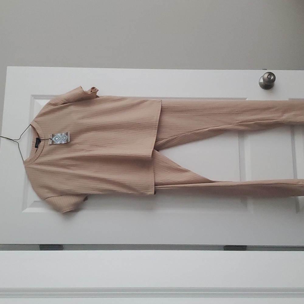 2 pc Tan leggings set